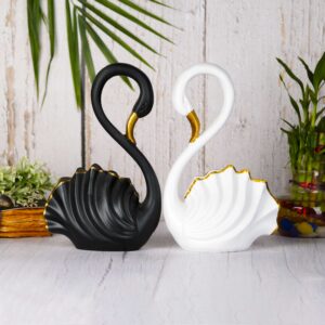 Polyresin Swan Pair Figurine
