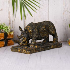 Antiqe Horned Rhino Animal Resin Showpiece